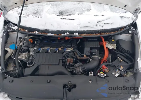 2009 Honda Civic Hybrid from USA, damaged, VIN JHMFA36279S004872